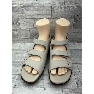 SAS Tripad Comfort Shoes Womens Size 9.5 M Beige Leather Sandals Straps